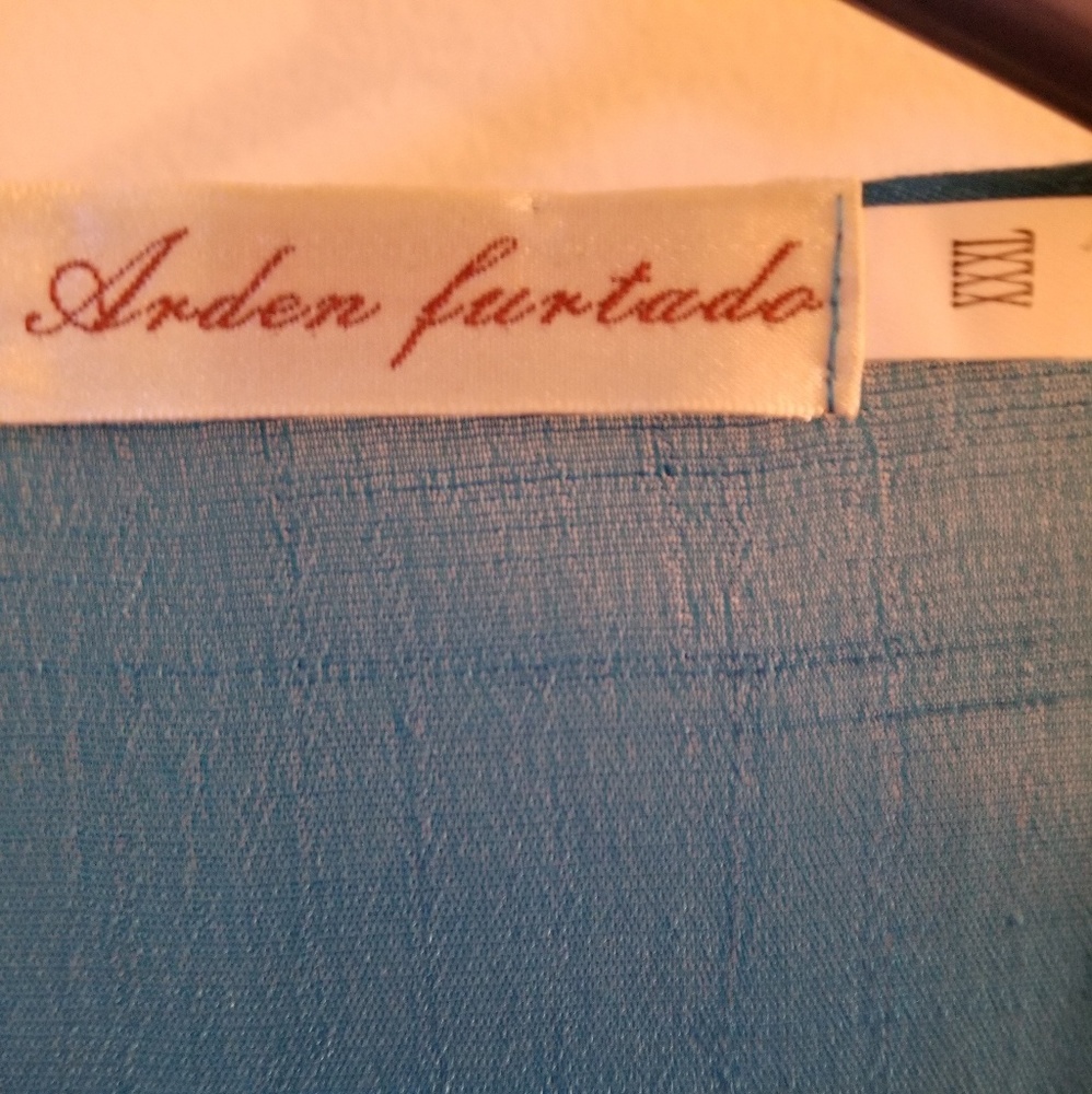 🆕️Plus Size India Blouse🆕️ - Picture 2 of 3